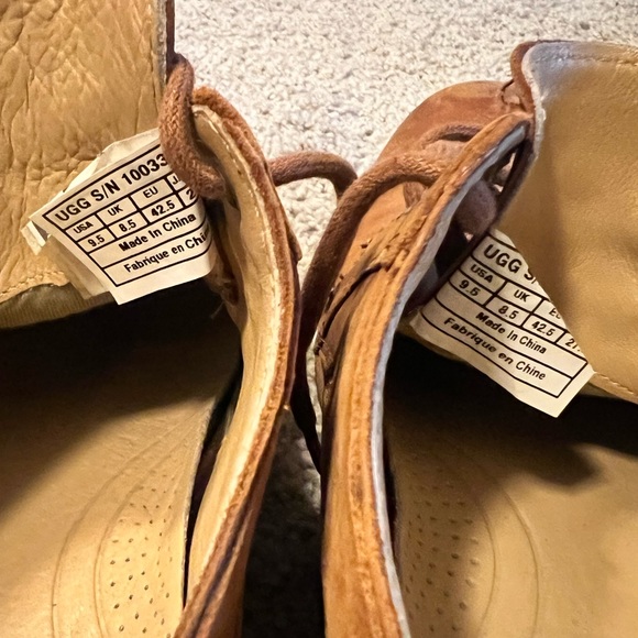 UGG Men’s Oxford Lace Up Shoe - Picture 5 of 7